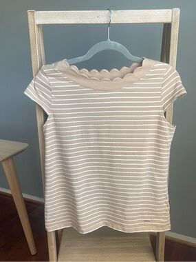 ANNE KLEIN Scalloped Neckline Striped Top Size M Cotton Coastal Classic Career